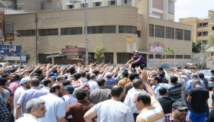 الثوار بالمطرية يهتفون: مش ناسيين الحق .. فاهمين ولا لأ