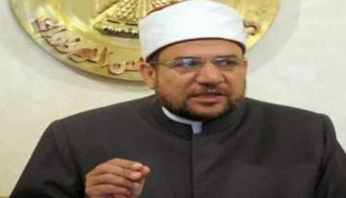 وزير أوقاف الانقلاب: صلاة الفجر في صمت أو خصم شهر!!