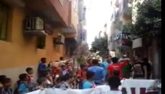 بالفيديو..مسيرة عقب انتهاء اليوم الدراسي بببا بني سويف تندد بقمع الانقلاب