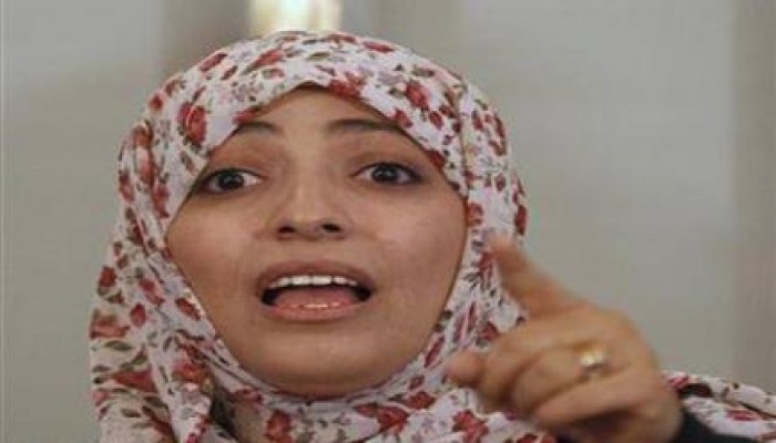 الحوثيون يقتحمون منزل الناشطة توكل كرمان