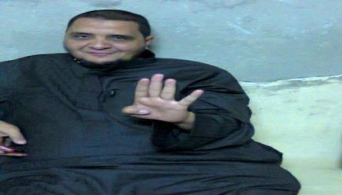استمرار معاناة معتقل مريض بالسرطان بقنا