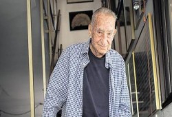 وفاة أشهر جواسيس (إسرائيل) مايك هراري عن 87 عاماً