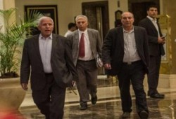 الوفد الفلسطيني يقطع زيارته للقاهرة بعد مقتل اثنين برصاص الاحتلال