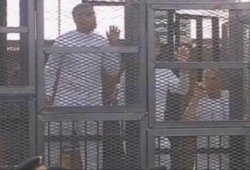 لندن تعتزم التدخل لدى مصر للإفراج عن صحفيي الجزيرة