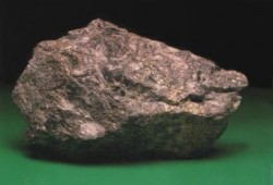 خبير بالطاقة: دول أفريقيا تعرض بيع اليورانيوم لـ"مصر" سنويًا.. والدولة ترفض