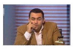 متصل على الجزيرة: "بشكر الراجل اللي ضرب الواد يوسف الحسيني على قفاه" (فيديو)