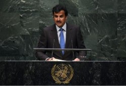 أمير قطر يدعو مجلس الأمن لتحمل مسؤوليته تجاه فلسطين