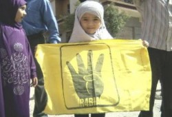 أسبوع "العدالة" القليوبية: سلسلة بشرية بقرية عرب العيايدة بـ"الخانكة" وسط ترحاب من الأهالي