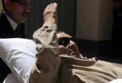 المخلوع يصل أكاديمية الشرطة للحكم عليه في "محاكمة القرن"