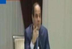 فيديو.. تقرير ساخر للجزيرة عن سياسة السيسي "بكرة أكبر وأضربكم"
