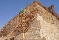 مدير توثيق سابق بالآثار يكشف فساد وزارة الدماطي الانقلابية