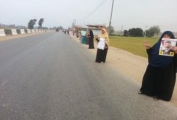 الشرقية.. سلسلة بشرية بأبوحماد احتجاجًا على ارتفاع الأسعار