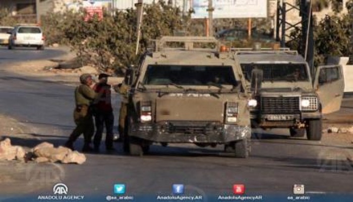 الجيش الصهيوني  يعتقل 10 فلسطينيين في الضفة الغربية