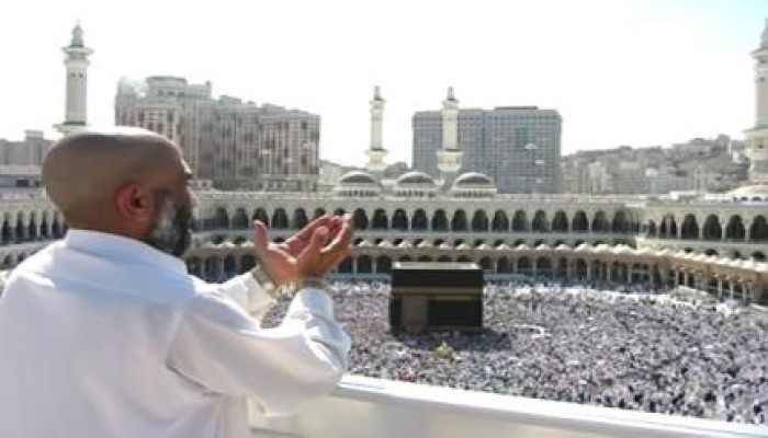 اعتقال حاج مصري خالف شيوخ السلطان ودعا على حكام العرب