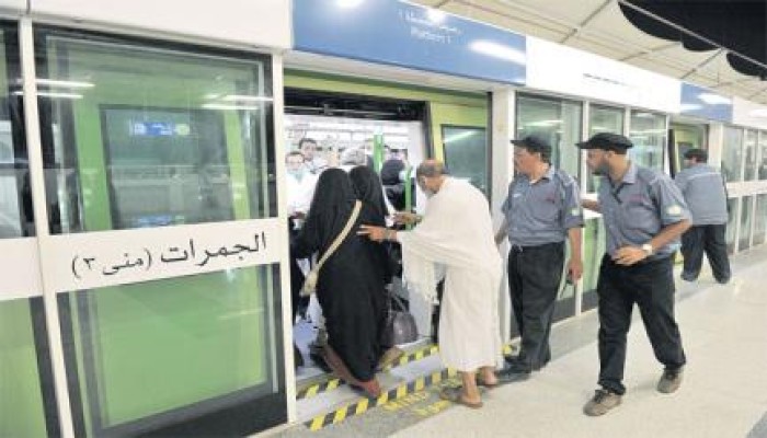 انطلاق أولى رحلات قطار المشاعر بحج 1435