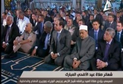 عائشة الشاطر:"هو فيه تلميذ هيرجم أستاذه"