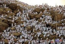 إصابة 17 حاجا في حادثين نتيجة تسلق الجبال بمنى