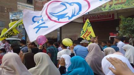 البحيرة:  ثوار كفر الدوار يخرجون في مسيرة حاشدة دعما للشرعية