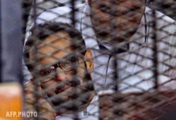 د/ أحمد غانم: محمد سلطان على وشك الموت بسجون العسكر