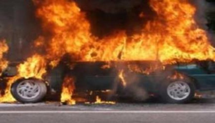 مجهولون يحرقون سيارة شرطة باستخدام عبوة ناسفه ببورفؤاد