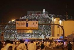 وصول أول رحلة نقل حجاج إلى مطار القاهرة