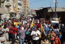 رغم القبضة الأمنية..ثوار حوش عيسى يخرجون في مسيرة حاشدة دعما للشرعية