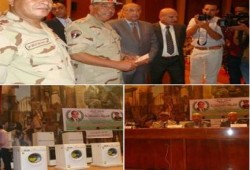 على جثث أبرياء مجزرة أسوان العسكر ينظمون حفل دعاية لانقلاب السيسي