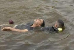 نحس السيسي: انتشال 9 جثث وفقد عشرات آخرين في سقوط سيارة بنهر النيل بالمنيا