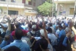 ميلشيات الانقلاب تعتقل 20 تلميذا وتصيب العشرات في مدرسة بأسيوط