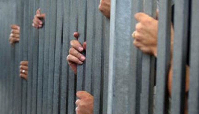 إدارة سجن الابعادية بدمنهور تلغى الزيارات الخاصة وتقصرها على زيارة "الحاجز السلكى"