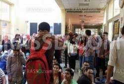 إضراب طلاب "أسنان" الجامعة البريطانية اعتراضًا على فصل زملائهم