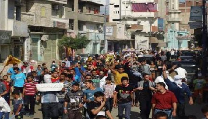 ثوار حوش عيسى يخرجون في مسيرة حاشدة دعما للشرعية ورفضاً للانقلاب بالعسكري