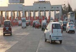 د/ زكريا مطر يكتب :  بشرى سوداء زى الطين للمسافرين على طرق القوات المسلحة