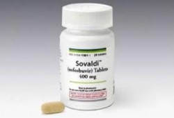 "الصيادلة" تجبر "صحة الانقلاب" بعروض جدية وتنافسية لتصنيع عقار "سوفالدي"