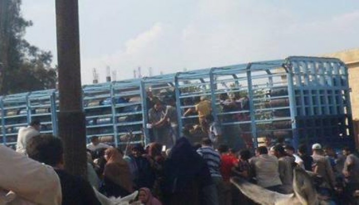 بالصور ..  كفرالشيخ : أزمة البوتاجاز تضرب شباس الشهداء