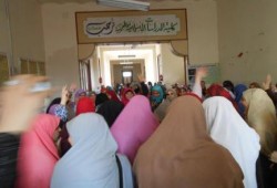 طالبات دراسات إسلامية بدمنهور يتحدون القمع الأمنى ويتظاهرون دعما للشرعية