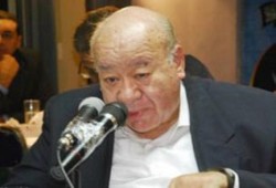 إبراهيم يسري يصف رئيس جامعة القاهرة بـ "مسيلمة العصر"