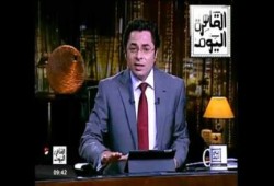 مرتضى يهين الانقلابي أبو بكر قائلا : أنا مش بصبغ شعرى زيك يا خمورجى يا خرع (فيديو)