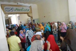 لليوم الثانى على التوالى..طالبات كلية الدراسات الإسلامية بدمنهور يتظاهرن إحتجاج علي القمع