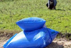 غضب بين فلاحي أسيوط لارتفاع أسعار الأسمدة 33%