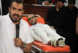 للتاريخ | صور خاصة بجلسة المحاكمة الظالمة التي ترافع فيها د. صلاح سلطان عن ابنه محمد سلطان