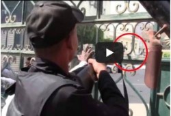 ناشطون ينشرون فيديو يؤكد استهداف ميليشيات الانقلاب لصدور الطلاب