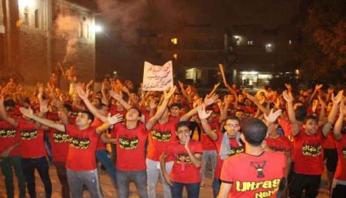 أولتراس ناهيا يحتفل بخروج 2 من أعضائه من المعتقل