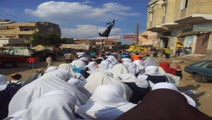 "طلاب الوفائية" بالبحيره يتظاهرون بمسيرة حاشدة تنديدًا بعسكرة الجامعات