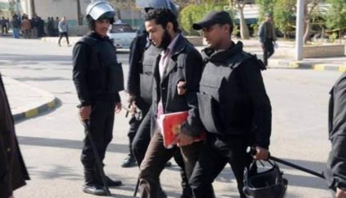 بالأسماء.. إخلاء سبيل 7 طلاب بجامعة الأزهر بعد اعتقال 6 أشهر