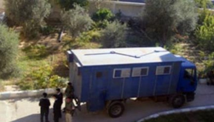 بالأسماء.. ترحيل 16 طالبًا معتقلاً من هندسة الإسكندرية إلى سجن برج العرب
