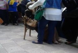 إصابة طالبة بجامعة الإسكندرية بالإغماء بسبب طابور "فالكون"