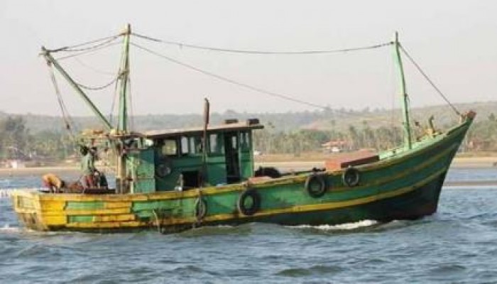 حجز 3 مراكب باليمن علي متنهم 66 صيادا مصريا