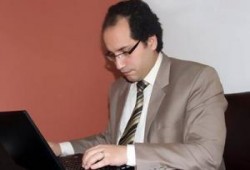 "لطميات" علي مفترق طرق!