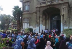 "داخلية الانقلاب" تقتحم جامعة عين شمس وحملات اعتقال عشوائي